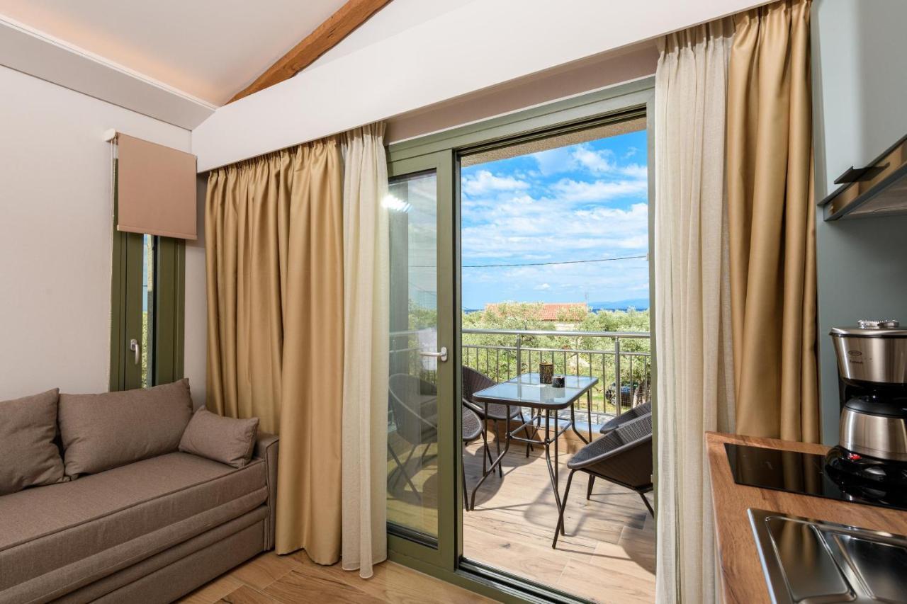 The Olive Land Hotel Ormos Prinou  Bagian luar foto